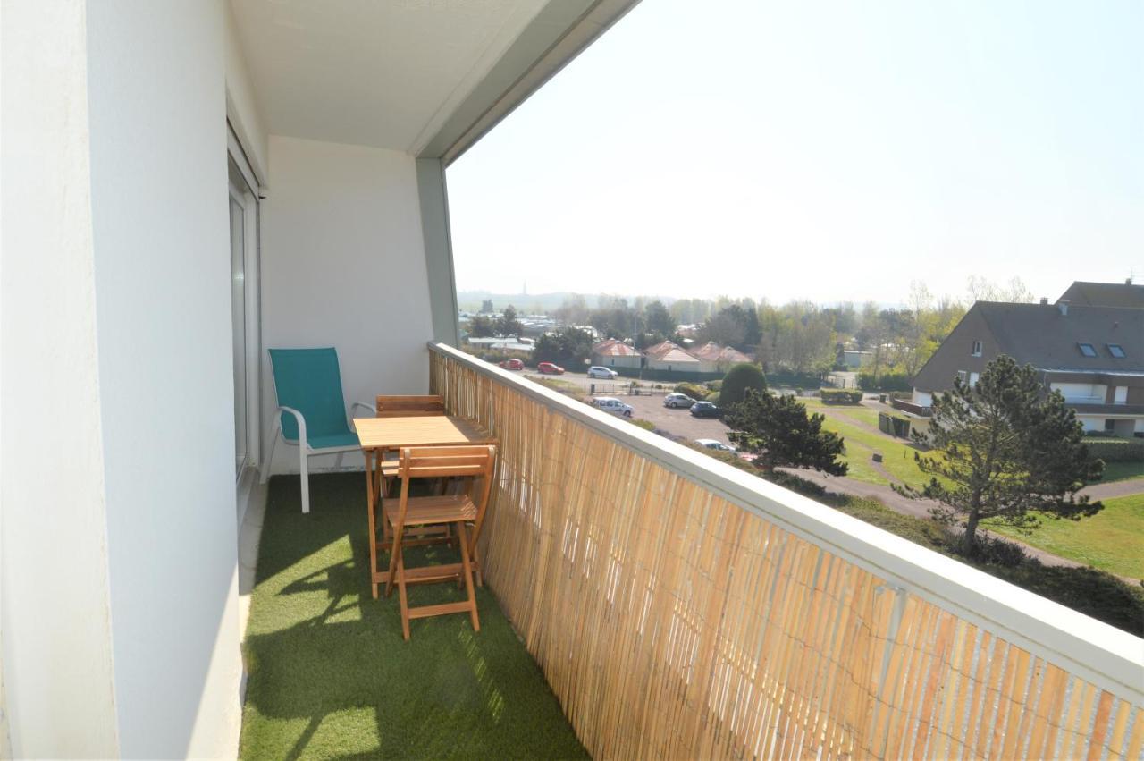 Appartement Studio avec chambre - Balcon et à 20m de la mer à Courseulles-sur-Mer Extérieur photo